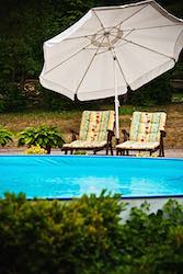 Pension Gästehaus im Grünen Pool